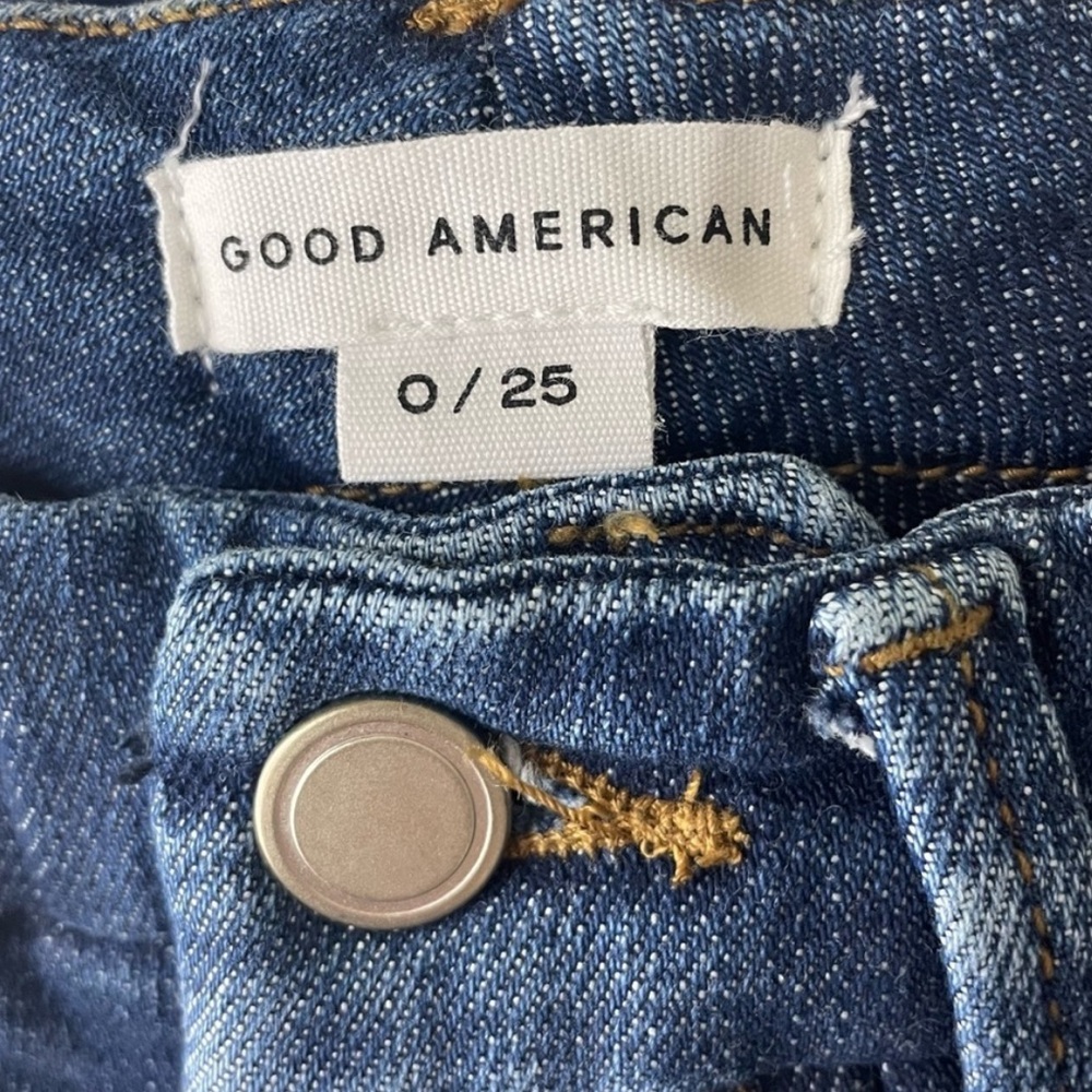 GOOD AMERICAN NWT GOOD CLASSIC 28” INSEAM RIPPED JEANS 0/25 HIGH RISE IN BLUE - Picture 12 of 14